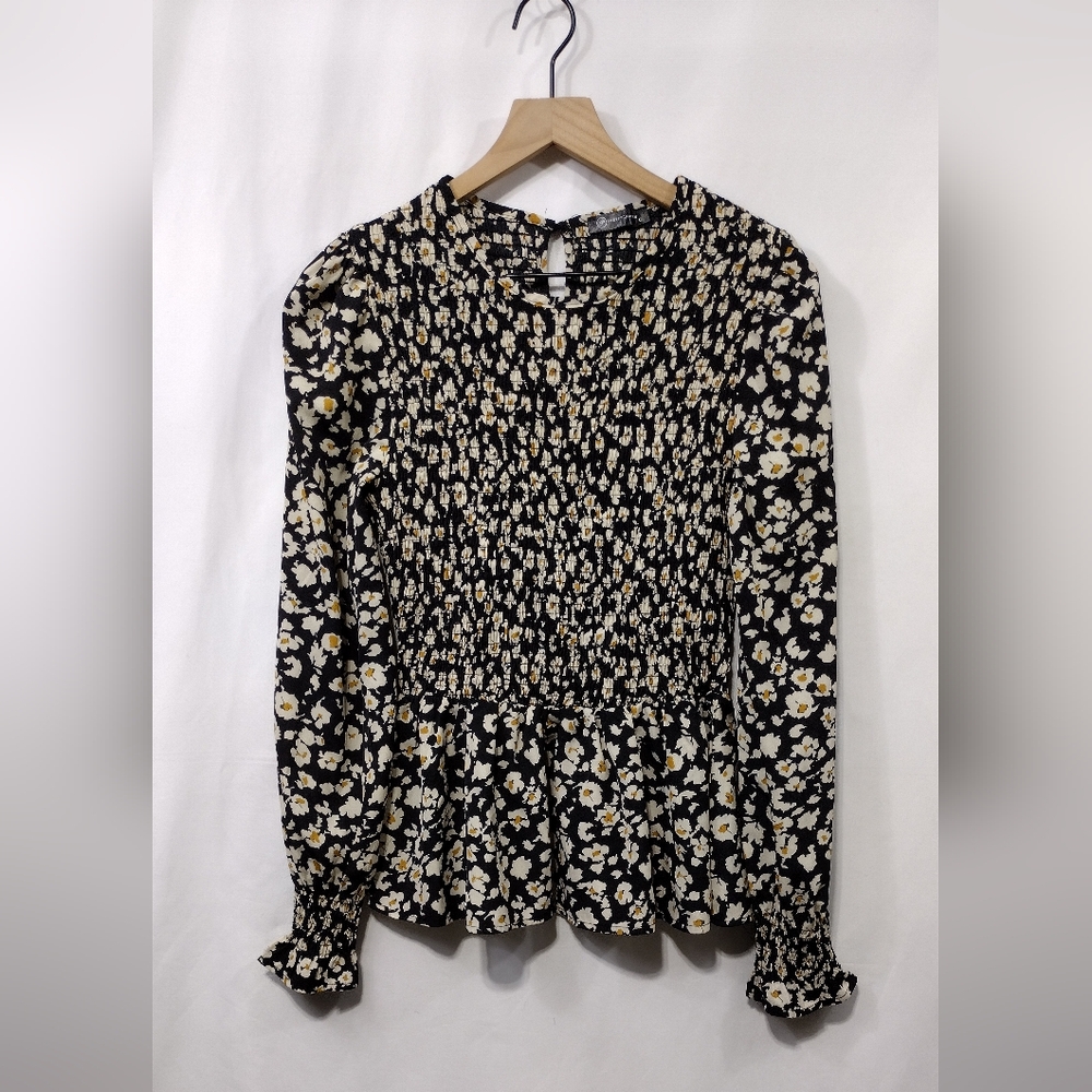 PrettyGarden Floral Smocked Babydoll Top Women's L Black White Cottagecore Y2K - Picture 2 of 10